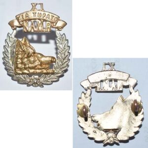 B05/077. 11th (NORTH AUCKLAND) MOUNTED RIFLES, right collar