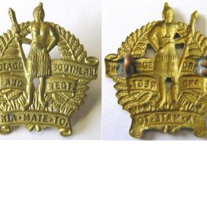 B06/042. OTAGO & SOUTHLAND REGIMENT cap badge, brass