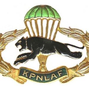 CAM606. CAMBODIA – KPNLAF SPECIAL FORCE BREAST BADGE