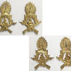 CAM662. CAMBODIA - ANS & ANKI PAIR OF ARMY shoulder strap badges