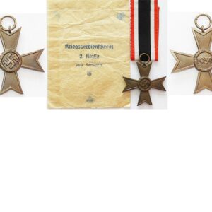 FM0327. WAR MERIT CROSS 2Cl 1939 without swords, cellophane pack