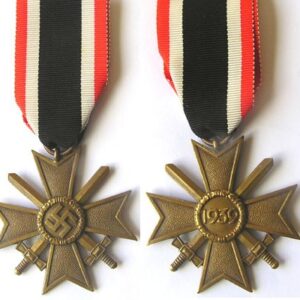 FM0324. WAR MERIT CROSS 2nd Class 1939 with swords