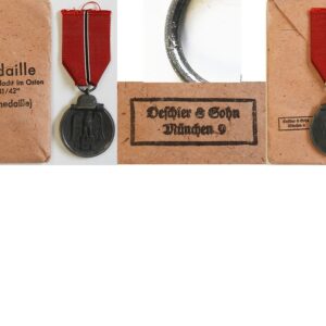 FM0356. RUSSIAN FRONT MEDAL 1941-42 with paper packet