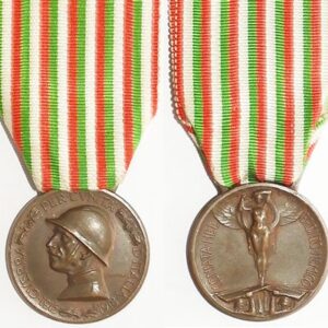 FM0705. ITALY 1915/18 WAR COMMEMORATIVE MEDAL