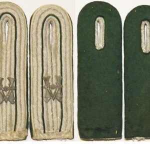 GC1220. PAIR WEHRMACH ADMINISTRATION LEUTNANT SHOULDER STRAPS