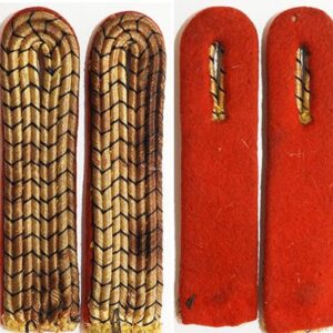 GC1541. PAIR REICHSBAHN (RAILWAY) OFFICIALS S/STRAP, Pay Group 7