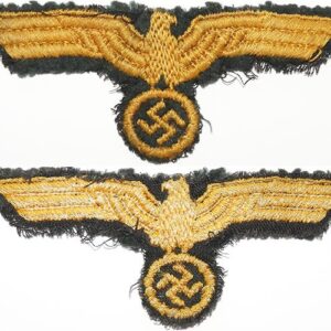 GC2168. KRIEGSMARINE BREAST EAGLE, yellow woven on black wool