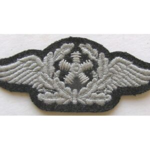 GC2453. LUFTWAFFE AIRCRAFT TECHNICAL PERSONNEL on black wool