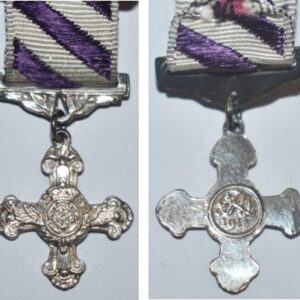 MIN1081. Miniature Distinguished Flying Cross, GVIR type 1