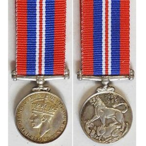 MIN1365. Miniature War Medal 1939-45 – Old striking