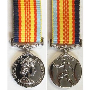 MIN1400. Miniature Vietnam medal 1964-72