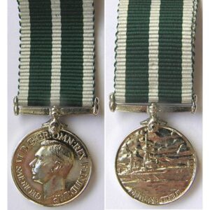 MIN1955. Miniature Royal NZ Naval Reserve L/S G/C, GVIR obverse