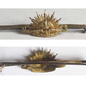 SH015. AUSTRALIAN COMMONWEALTH MILITARY FORCES GOLD SWEETHEART
