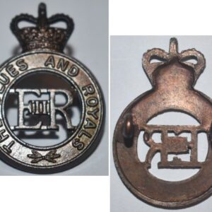 UKB1203. THE BLUES AND ROYALS EIIR, cap badge