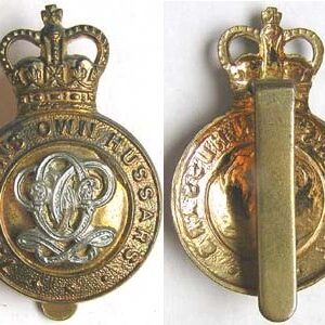 UKB1217. 7th QUEEN’S OWN HUSSARS, cap badge, QC bi-metal