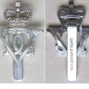 UKB1212. 5th DRAGOON GUARDS, cap badge, QC anodised
