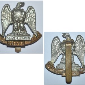 UKB1420. ROYAL SCOTS GREYS, bi-metal hat badge