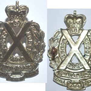 UKB1424. SCOTTISH HORSE, white metal cap badge